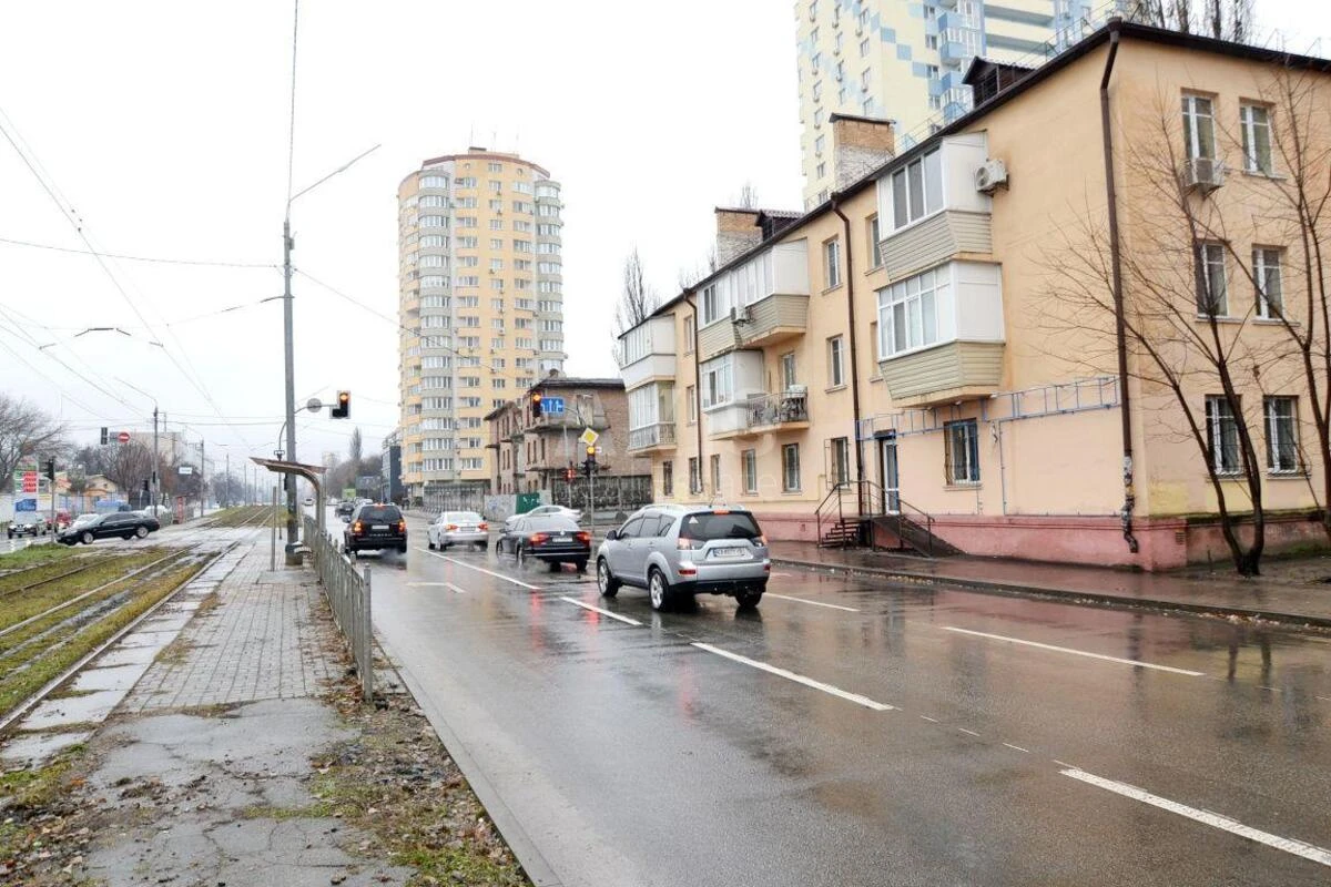 Объект торговли ул. Автозаводская 37, 40м2620456