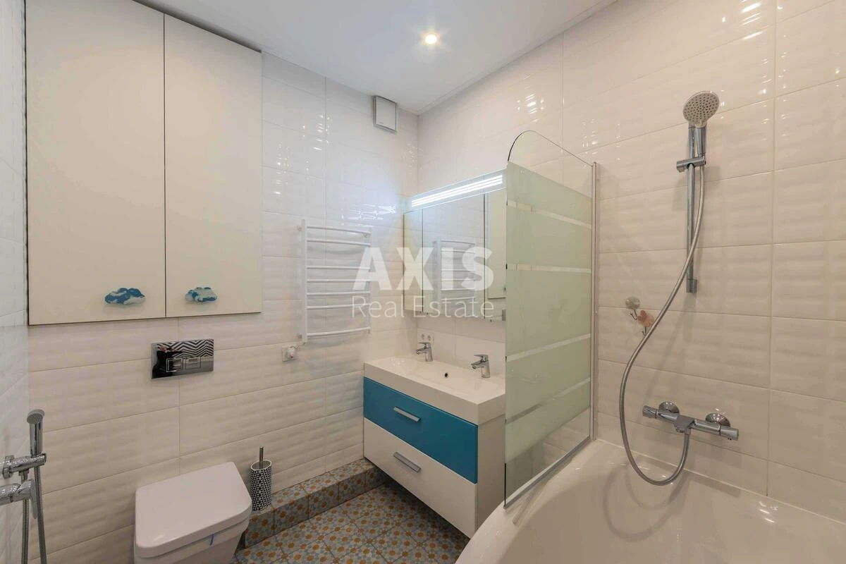 4k apartment pr-t Berestejskij 676534618