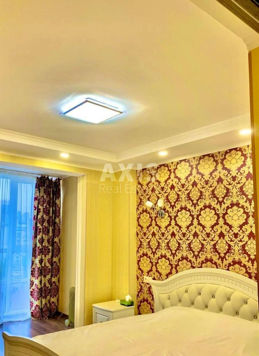 3к квартира ул. Малевича Казимира 89649981