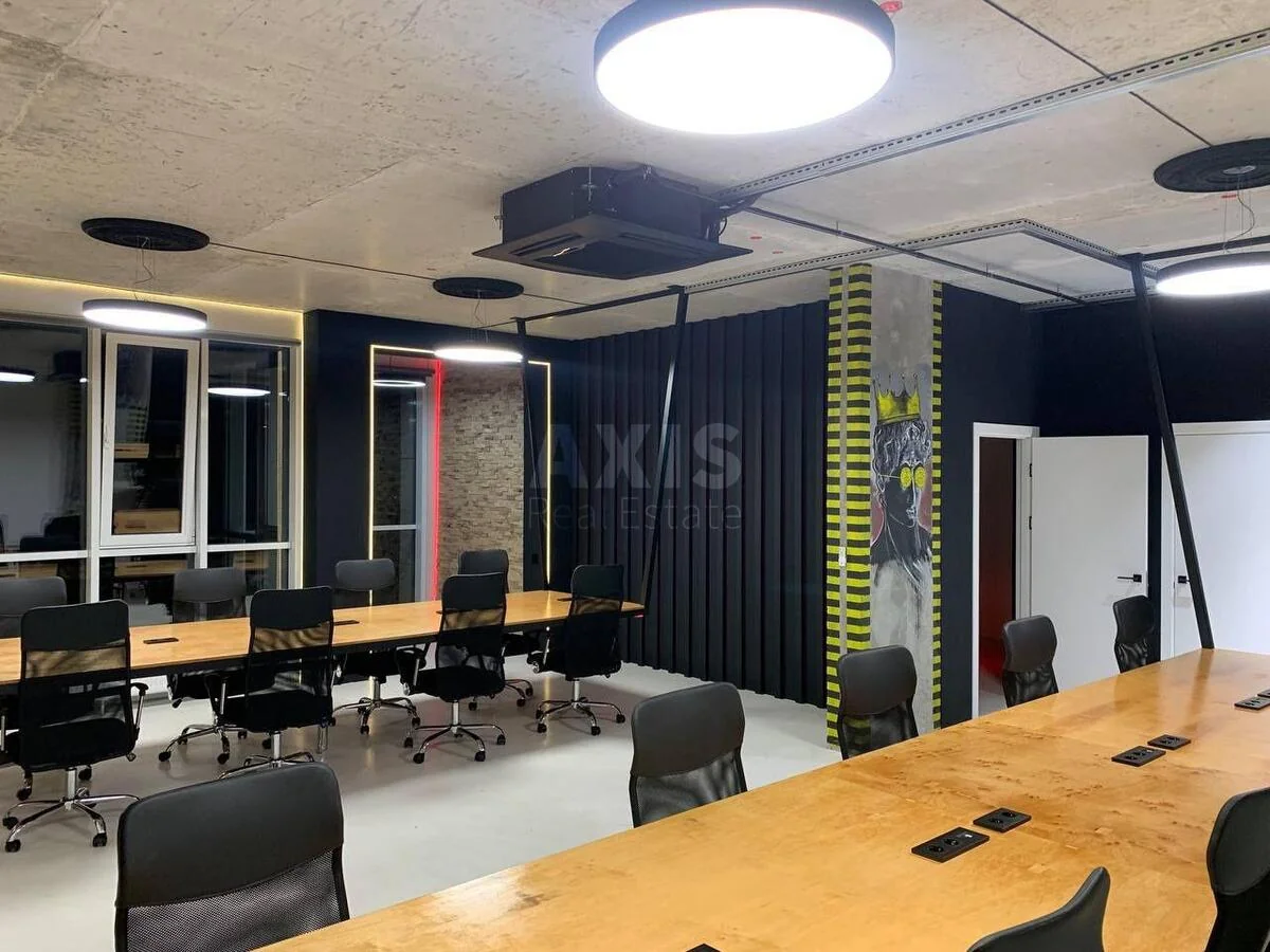 Office vul. Andriya Verkhohlyada 15, 120m2