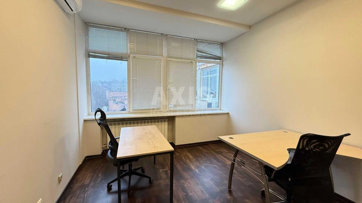 Office vul. Mechnykova 2, 168m2675505