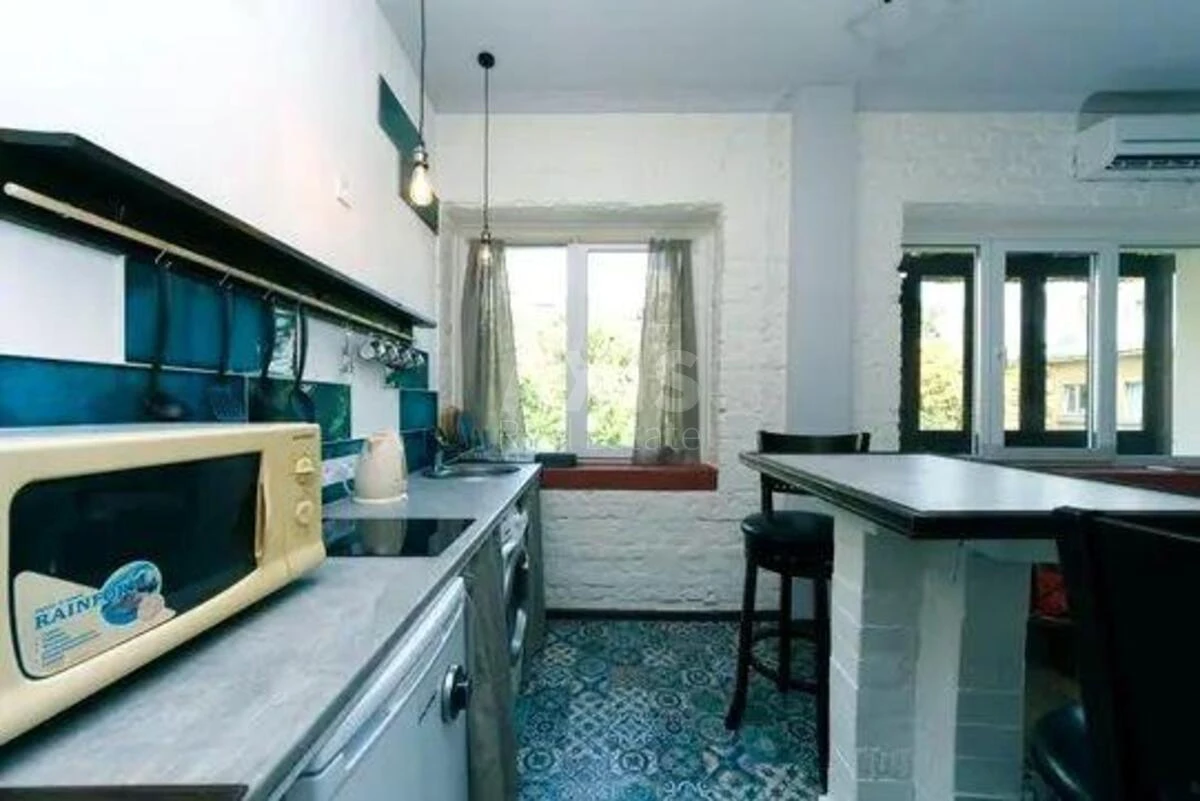 2k apartment vul. Kruglouniversytets'ka 2/167517