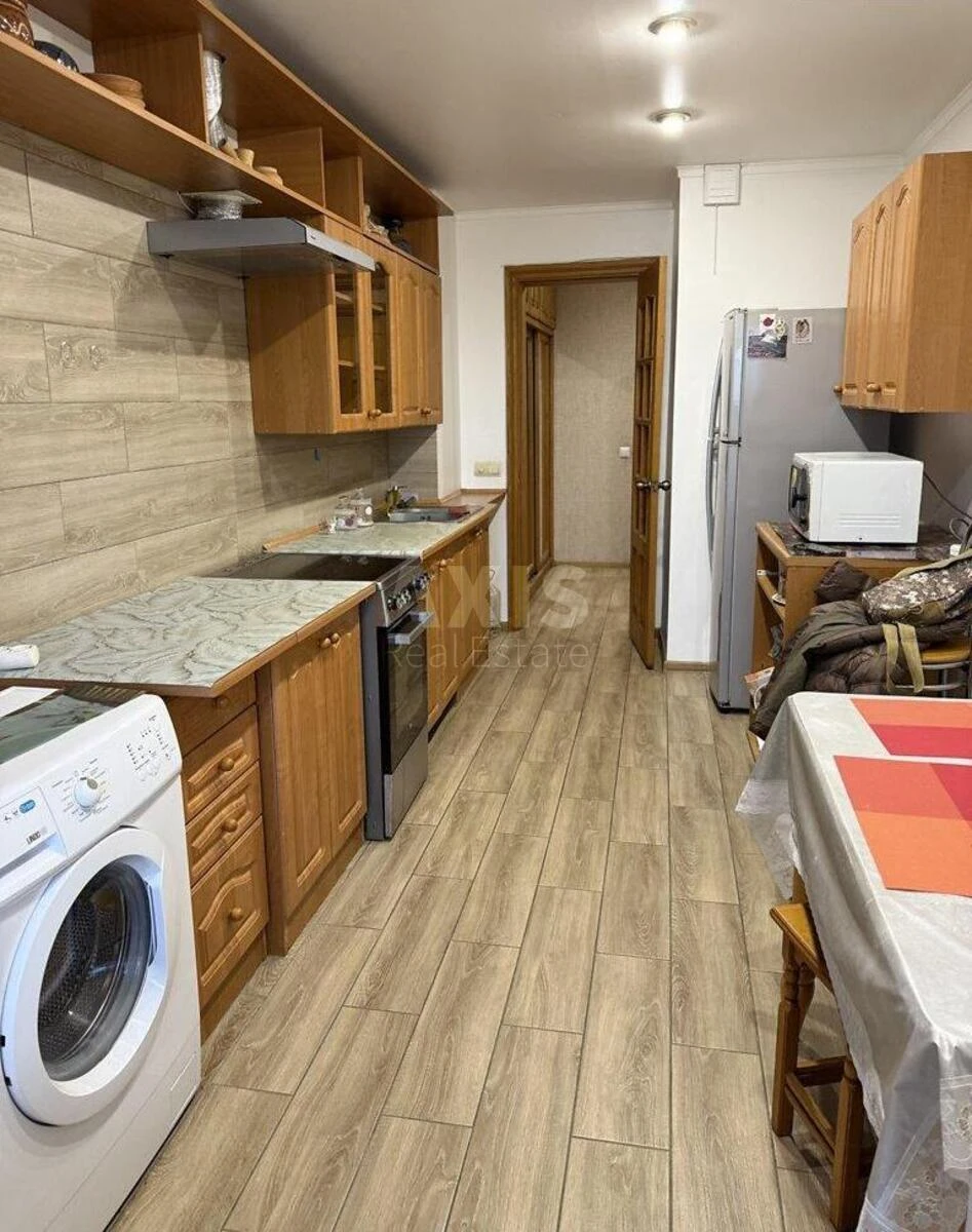 1k apartment vul. Junosti 8/260064