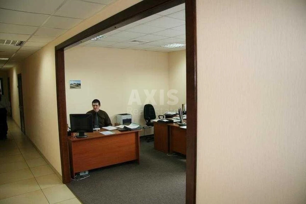 Office vul. Fedorova Ivana 32А, 1922m2673987
