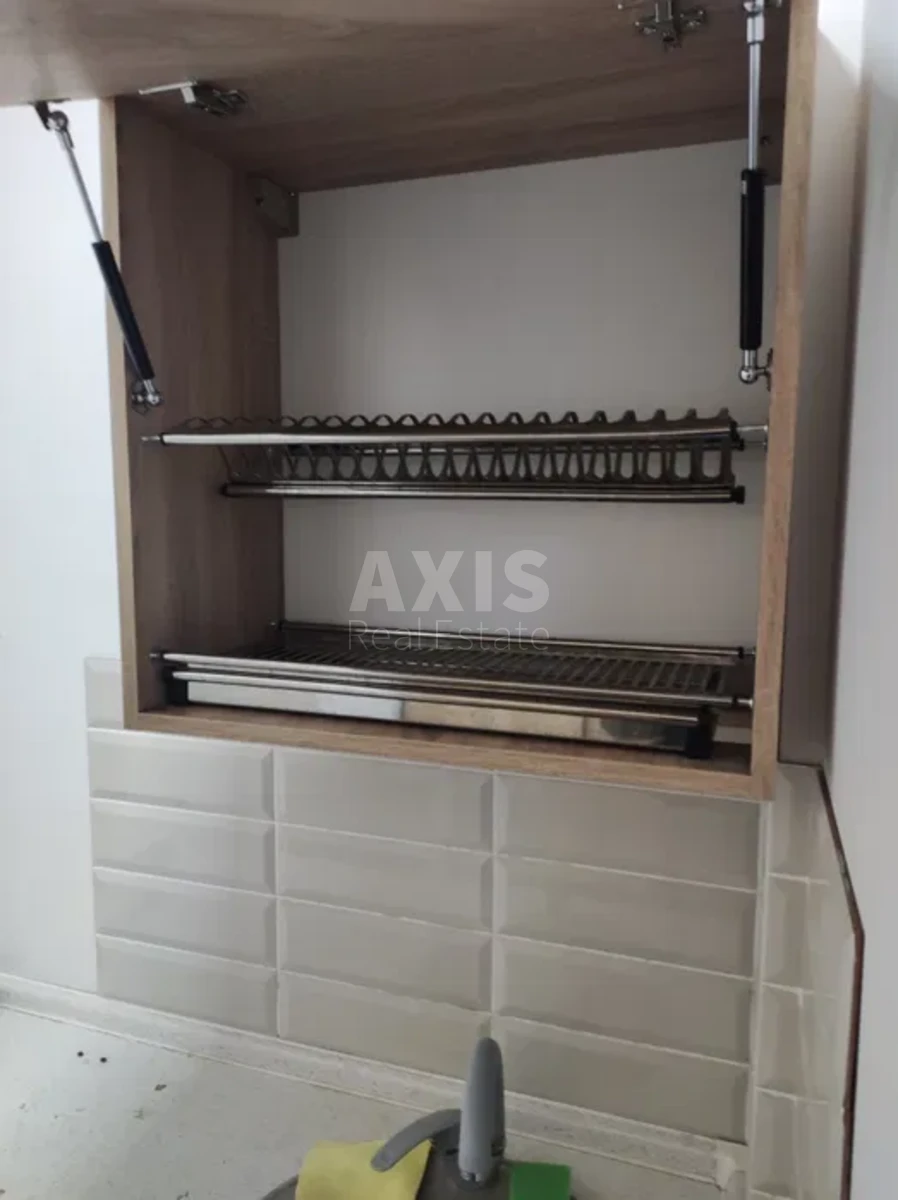 Office vul. Lypkivs'kogo Vasylja Mytropolyta 45, 78m2546311