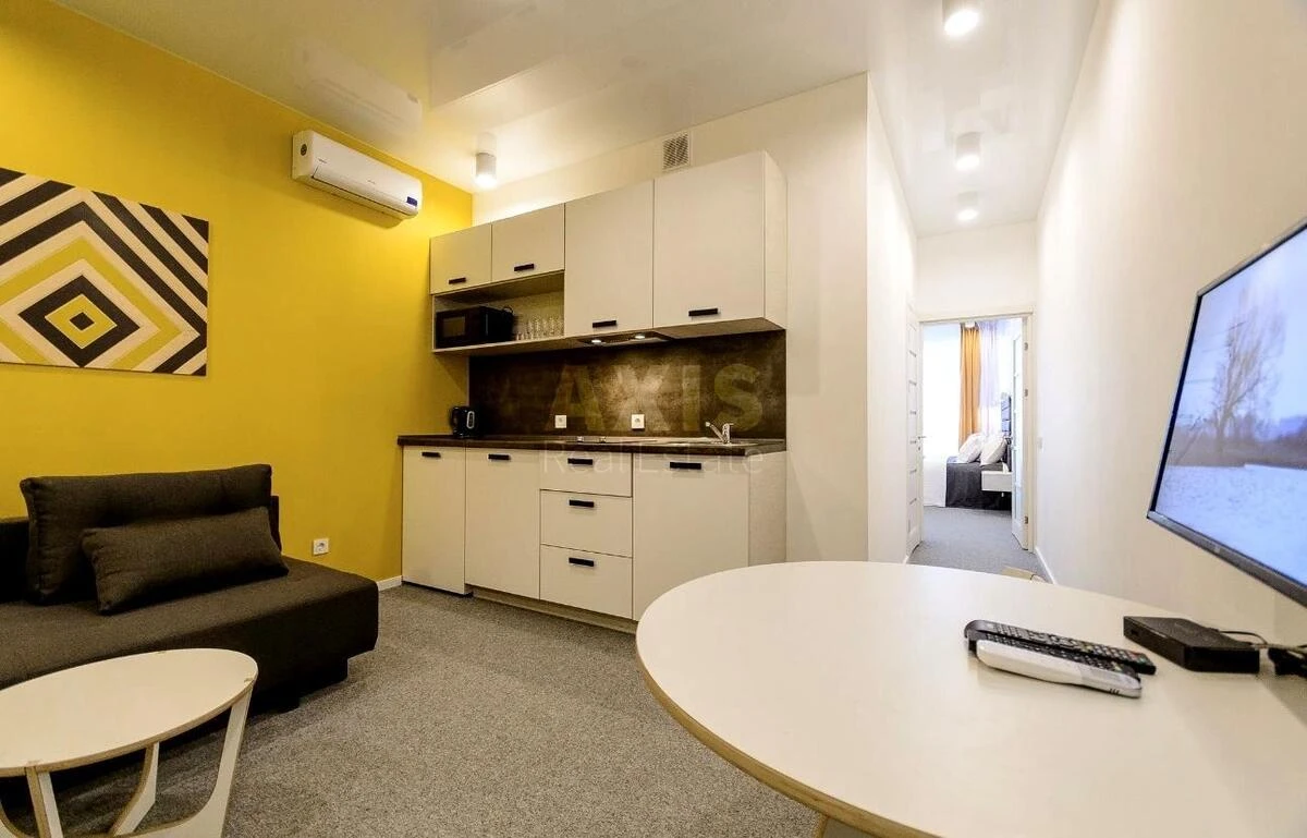 2k apartment uzv. Klovs'kyj 761551