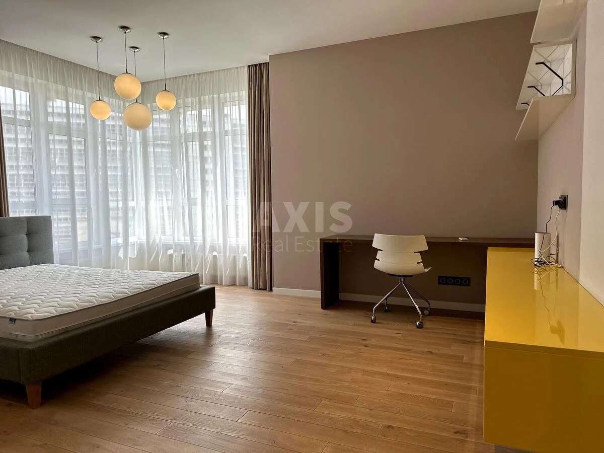 3k apartment uzv. Klovs'kyj 7676732