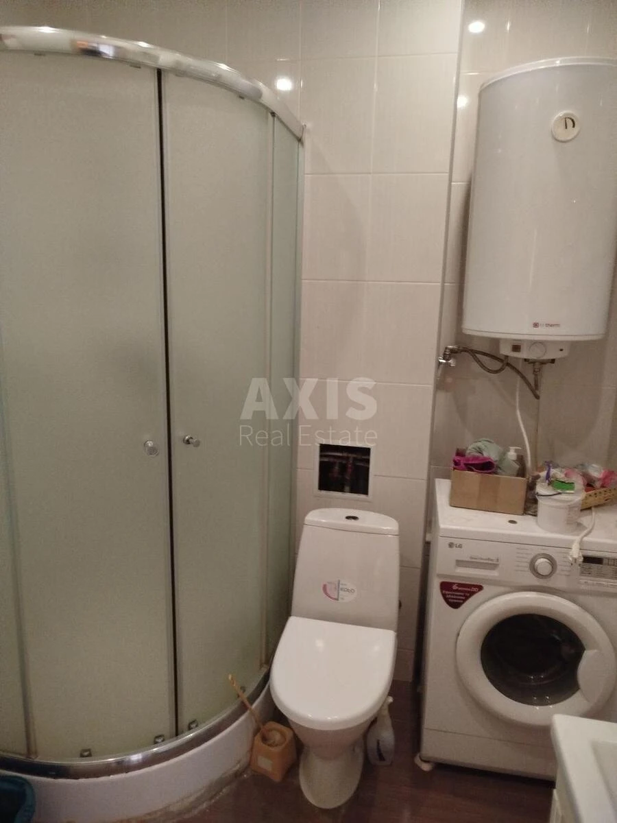 1k apartment pr-t Berestejskij 90/1643685