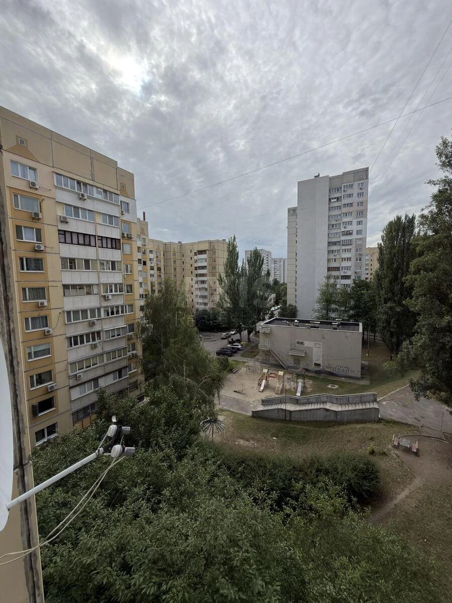 3k apartment vul. Puljuja Ivana 17085817
