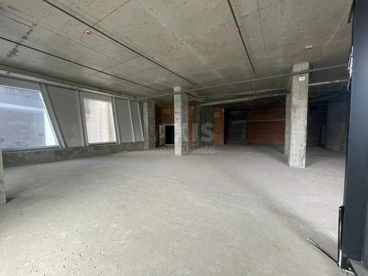 Trade object pr-t Berestejskij 11Б, 812m2612405