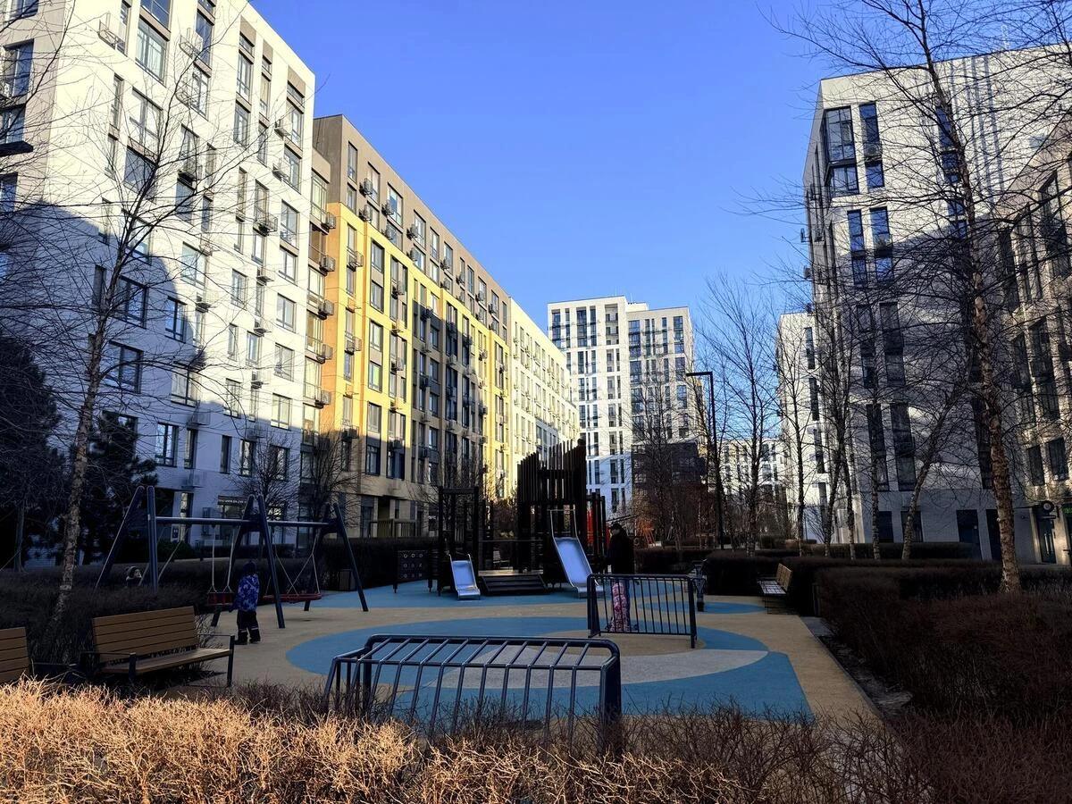 2k apartment vul. Saljutna 2Б663928