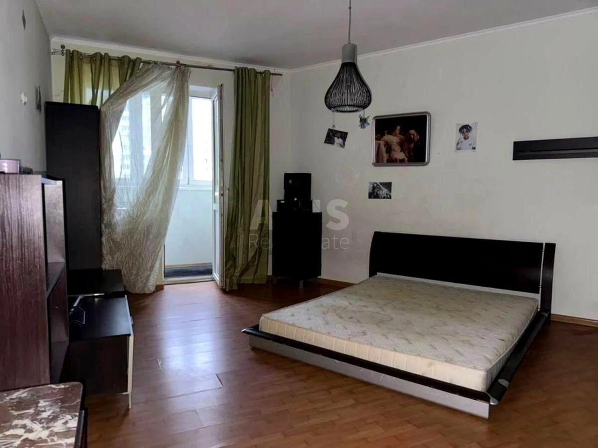 2k apartment vul. Sribnokil's'ka 1664654