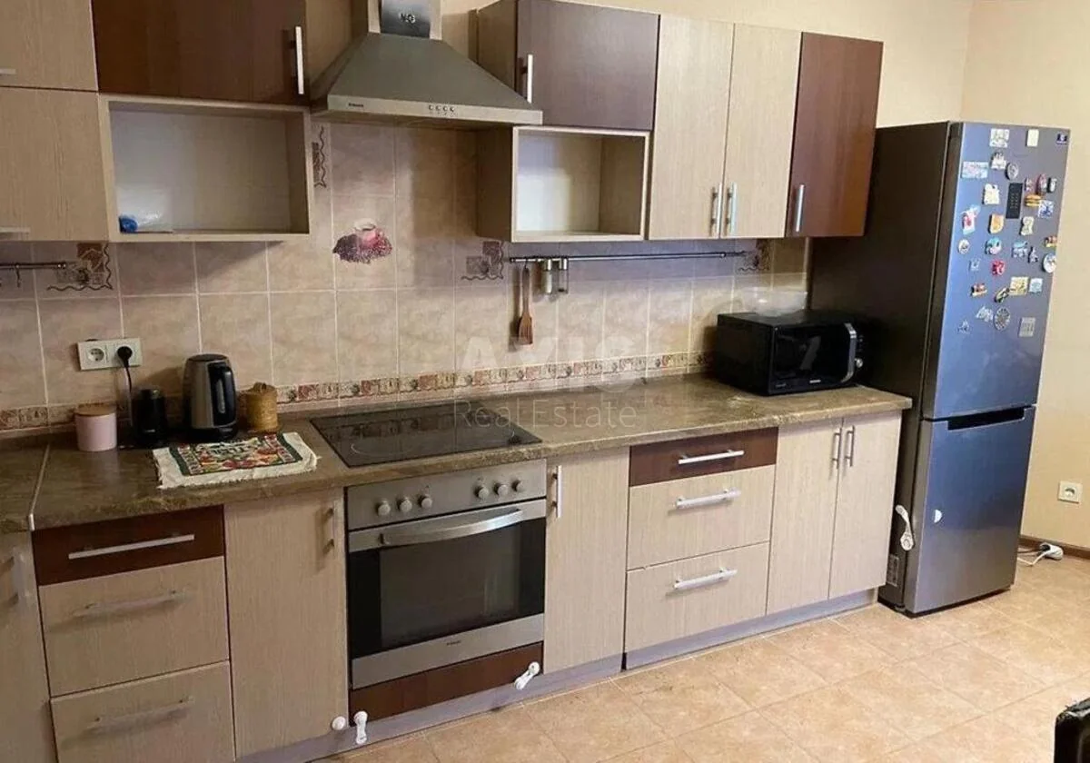 2k apartment vul. Sribnokil's'ka 2А