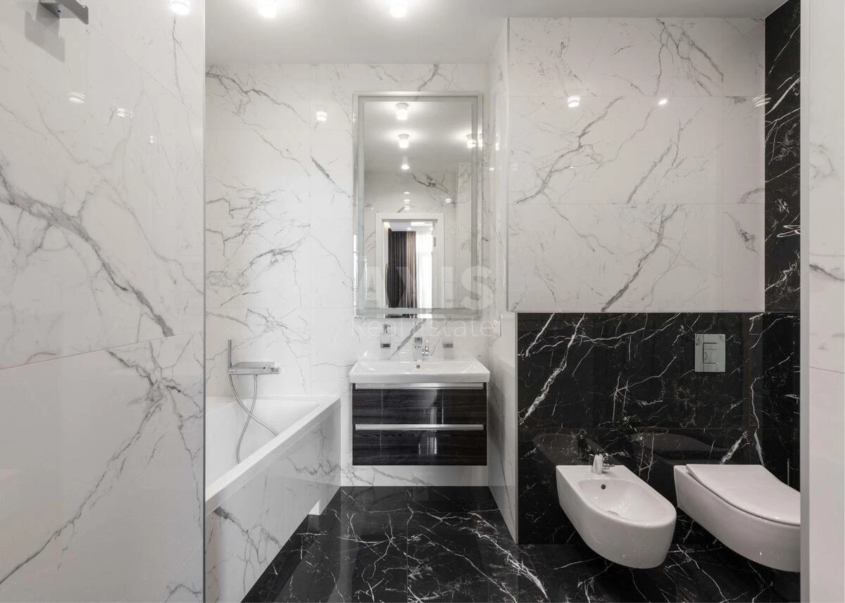 4k apartment vul. Strutyns'kogo Sergija 2589545