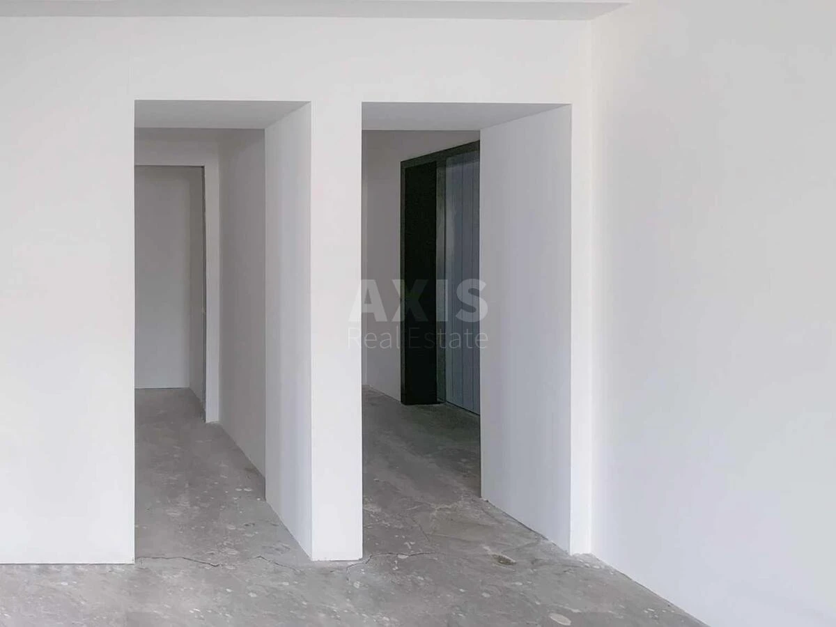 Office vul. Saksagans'kogo 53/80, 267m26567319