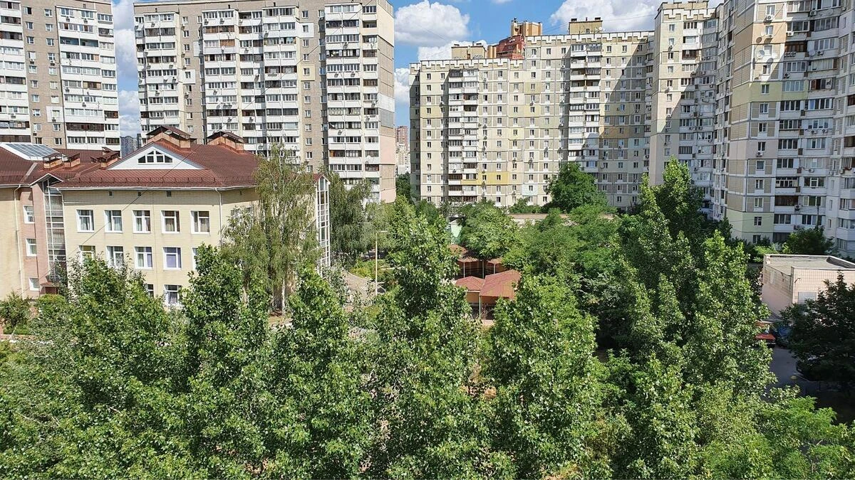 Office vul. Rudenko Larysy 6А, 204m2656889