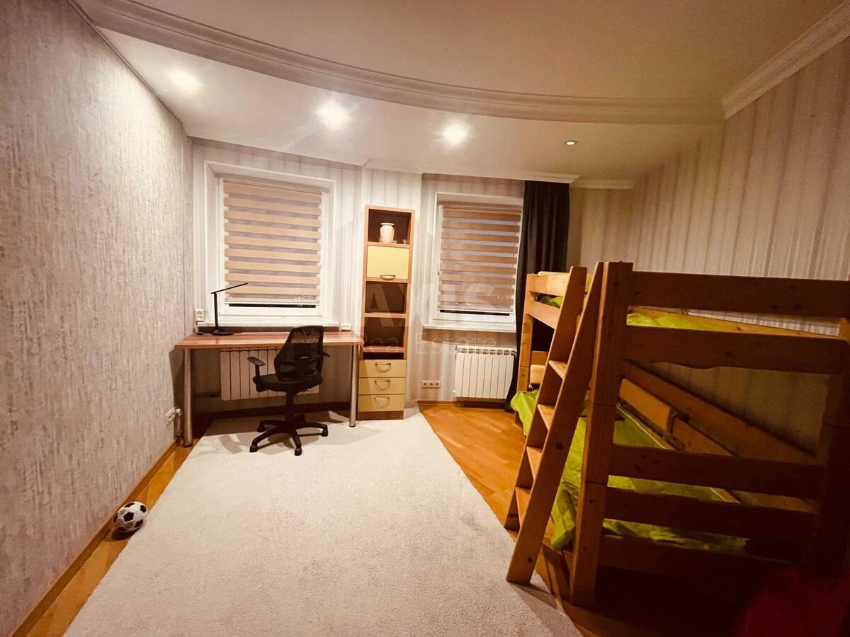 5k apartment vul. Ahmatovoi' Anny 13642367