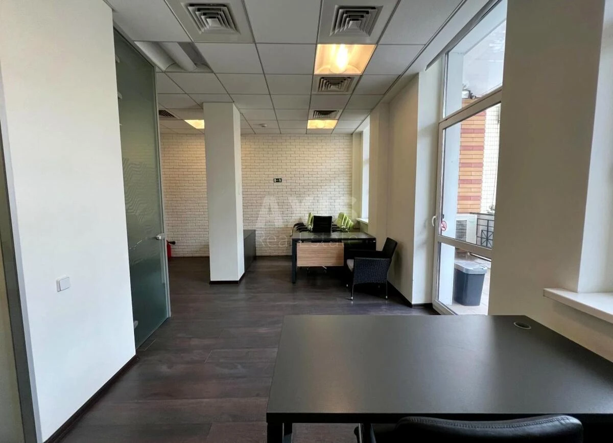 Office prov. Ryl's'kyj 6, 177m27050810