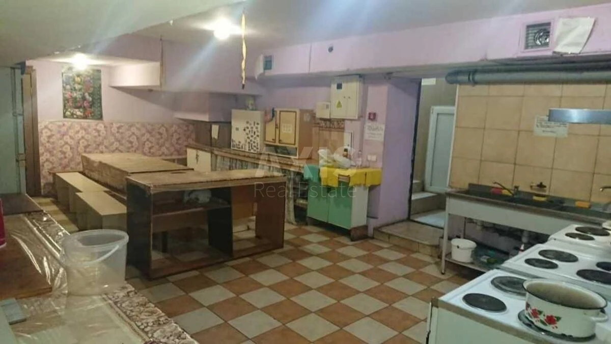 Объект торговли ул. Кирилловская 126/2, 385м2646507