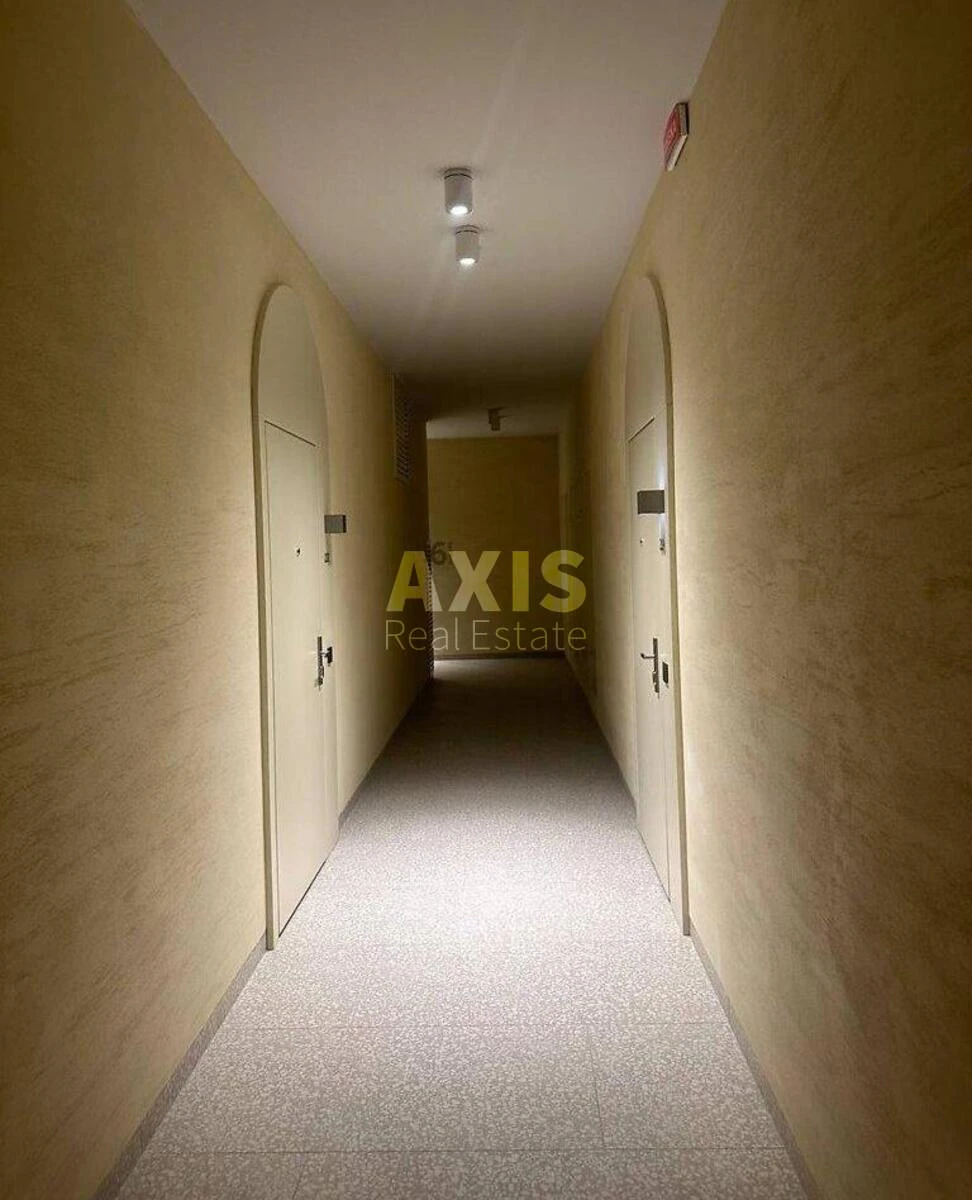 3k apartment pr-t Berestejskij 42496940
