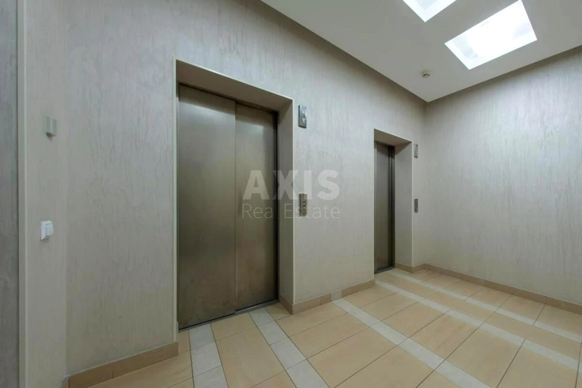 Office vul. Velyka Vasyl'kivs'ka 77А, 492m26926310