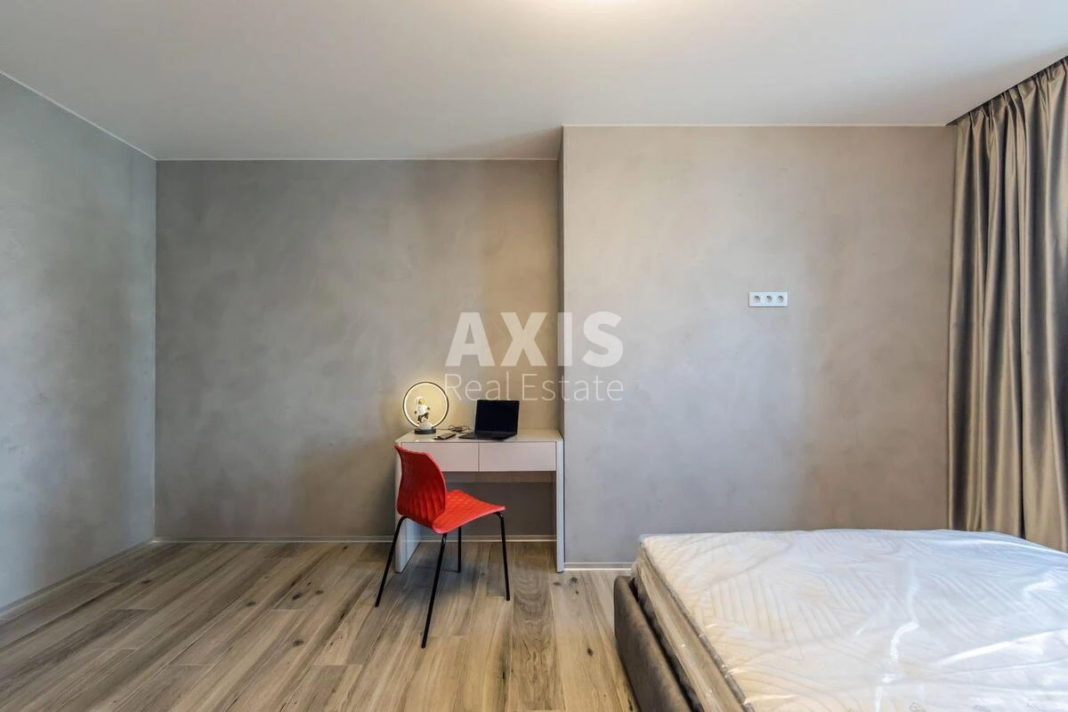 4k apartment pr-t Berestejskij 11584534