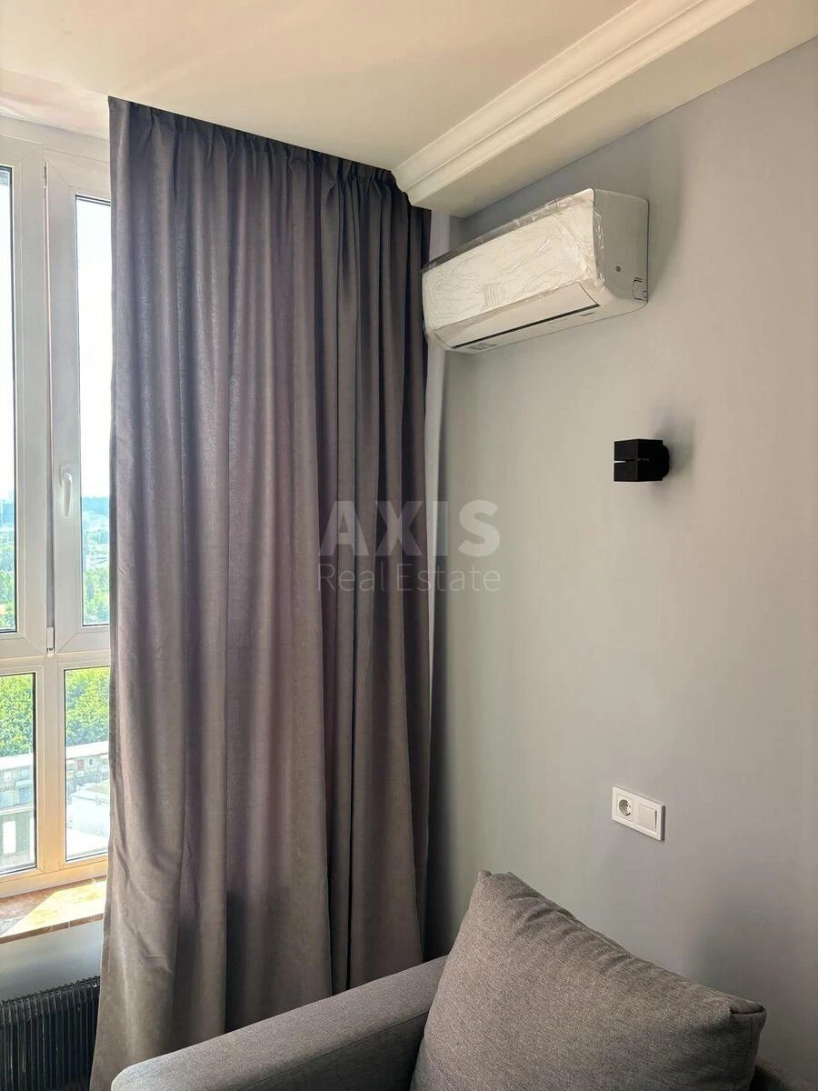 1k apartment pr-t Stepana Bandery 32Д645164