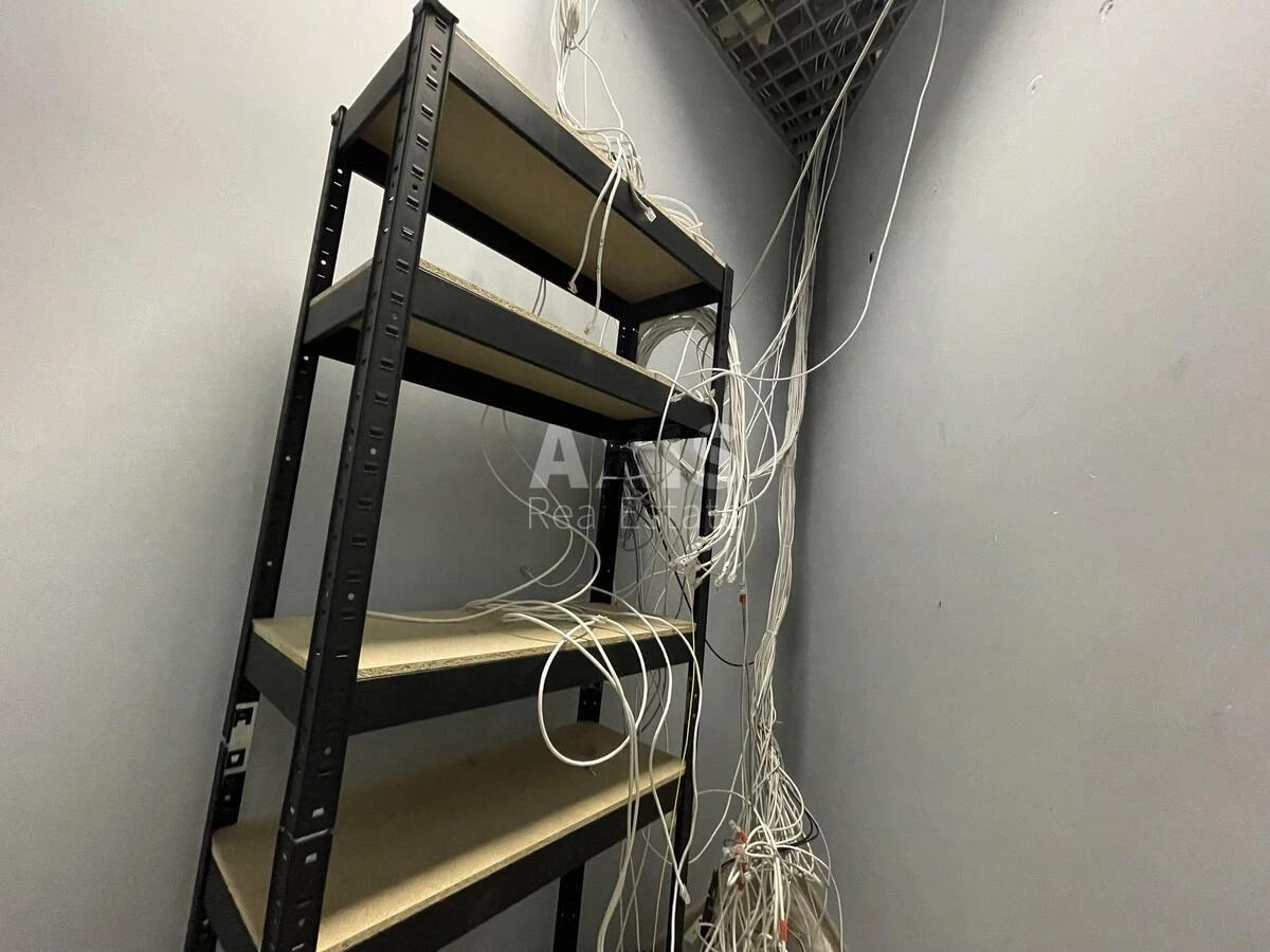 Офис ул. Евгения Коновальца Тридцать шесть D, 830м2611437