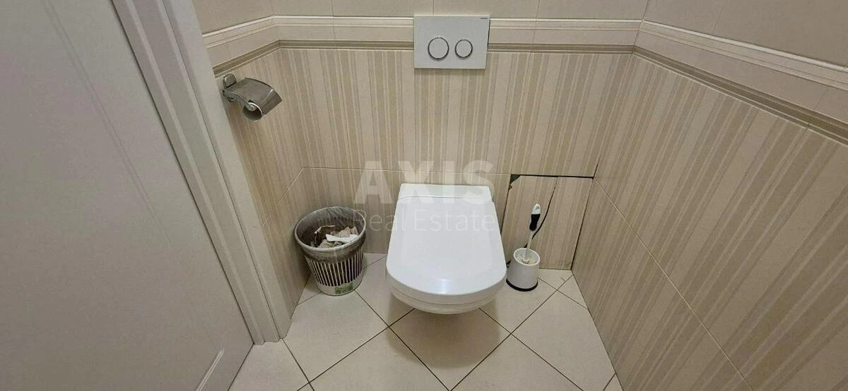 Office bul. Lesi Ukrai'nky 7Б, 200m26665917