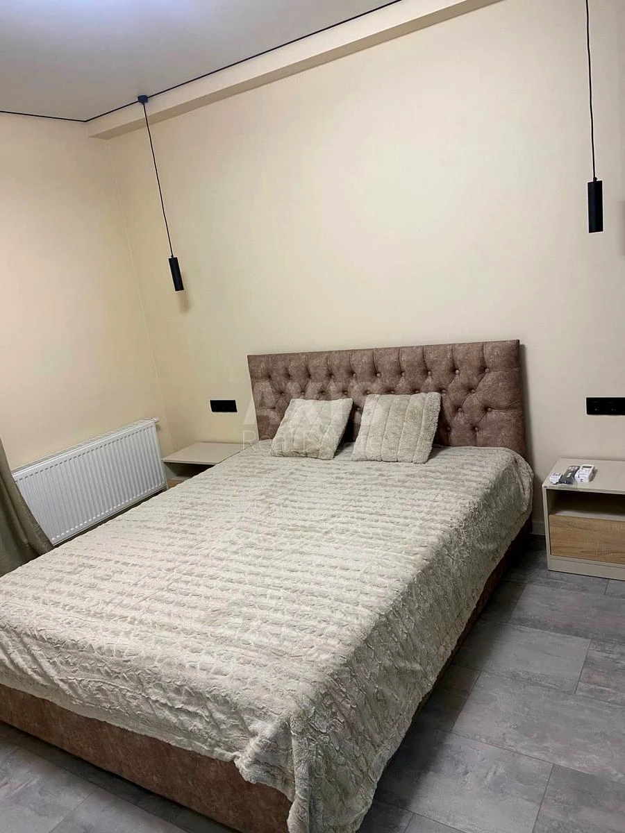 1к квартира ул. Михаила Максимовича 24647662