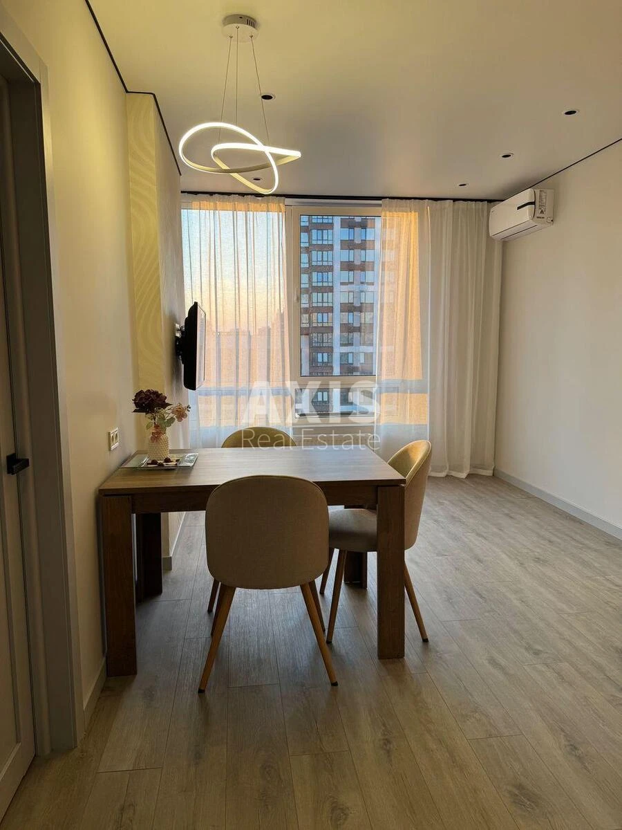 1k apartment vul. Oleksandra Olesja nine A636902