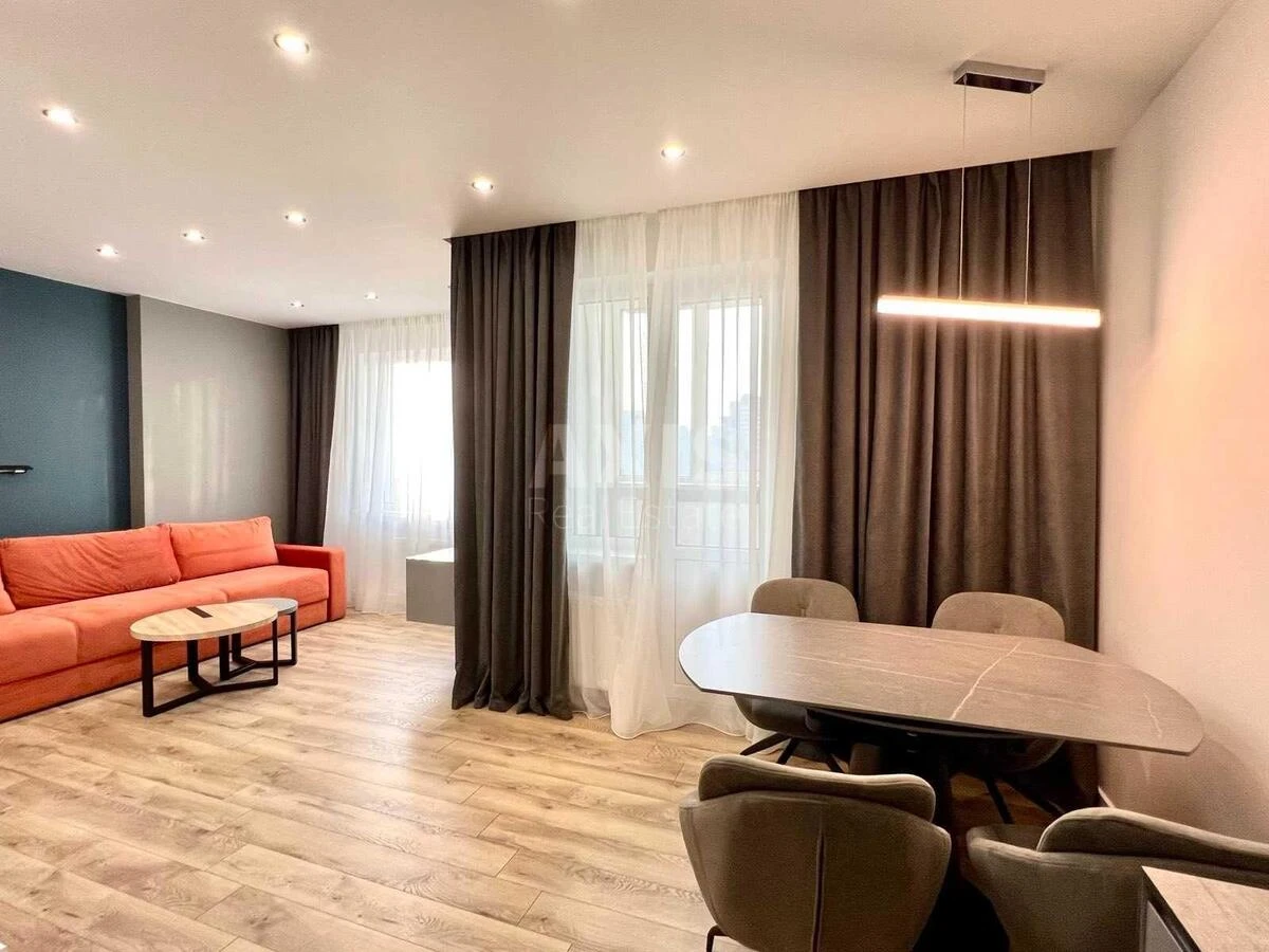 2k apartment vul. L'vivs'ka 15665831