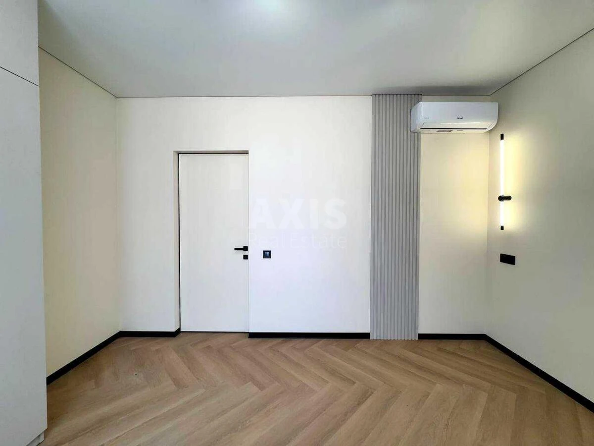 2к квартира ул. Александра Олеся 3712899