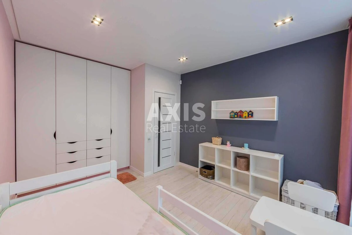 4k apartment pr-t Berestejskij 676534620