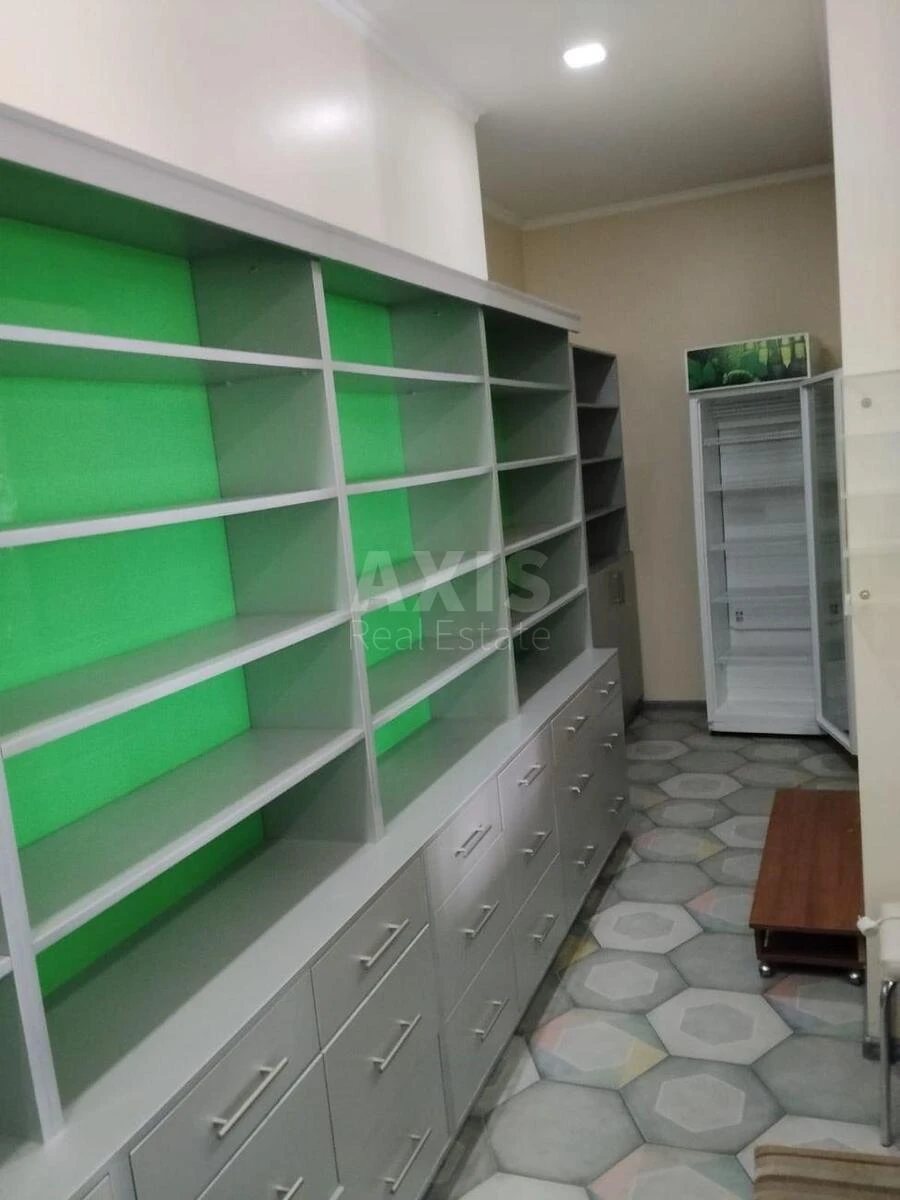 Объект торговли ул. Донца Михаила 2А, 50м2671004