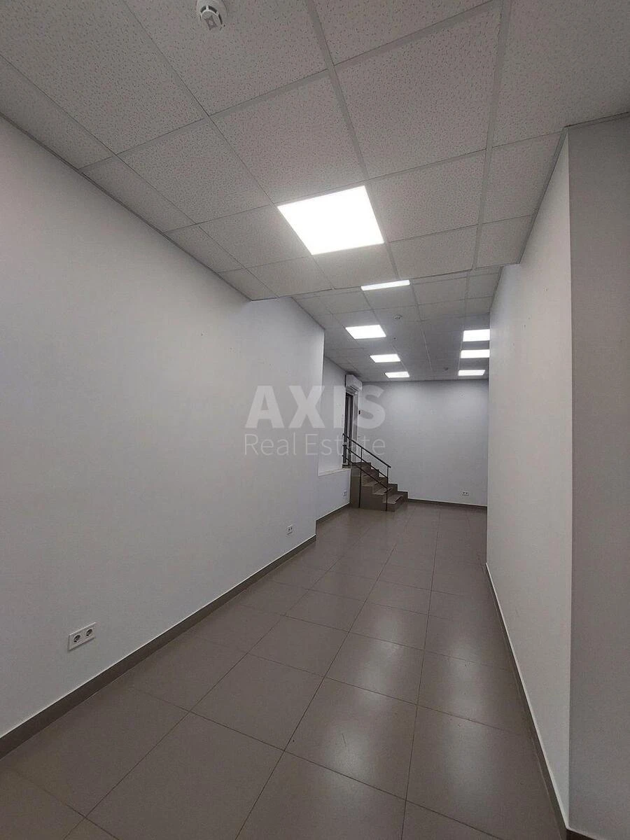 Trade object pr-t Berestejskij 1/33, 106m2685295