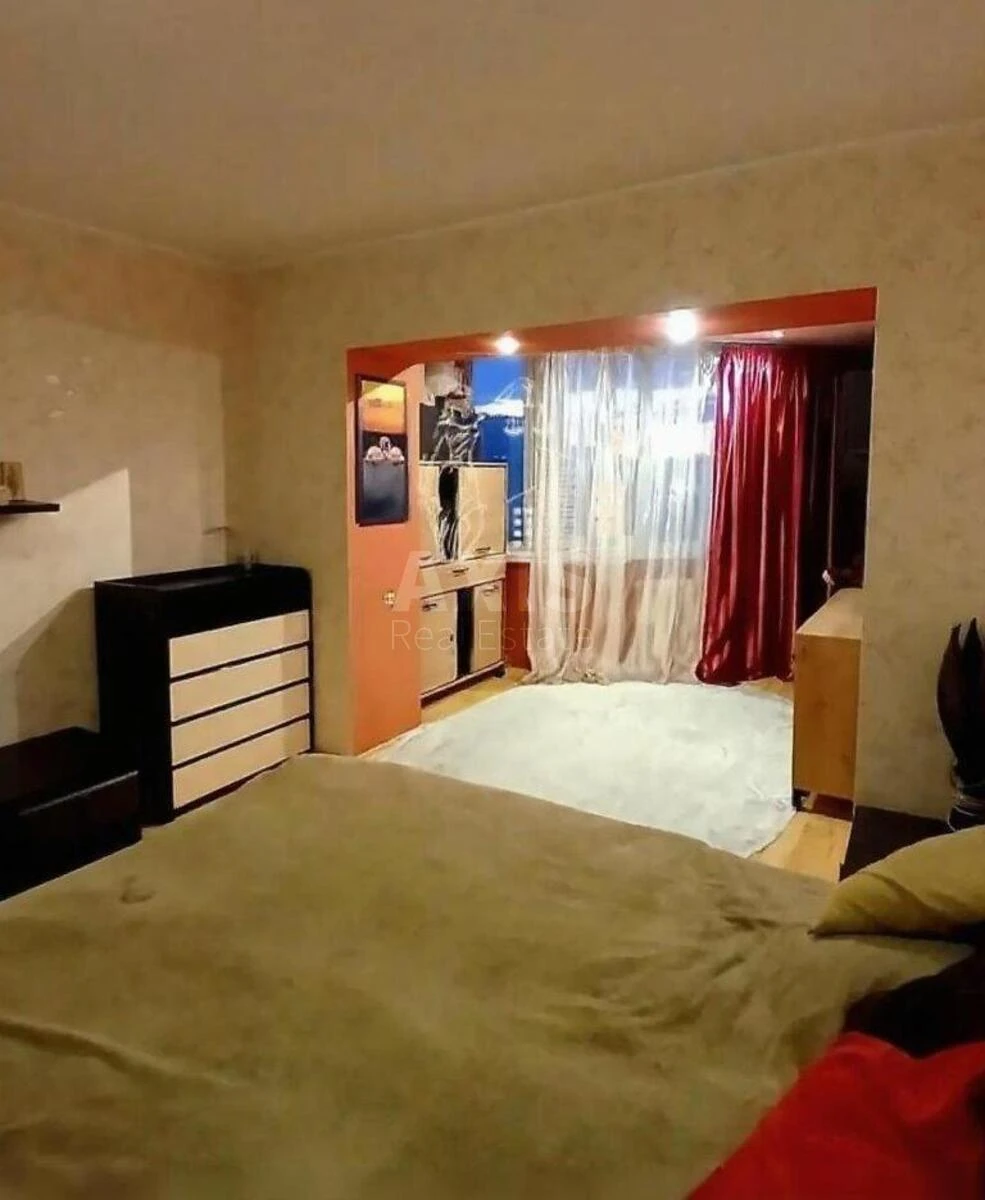 2k apartment vul. Levka Lukyanenka 15Г654161