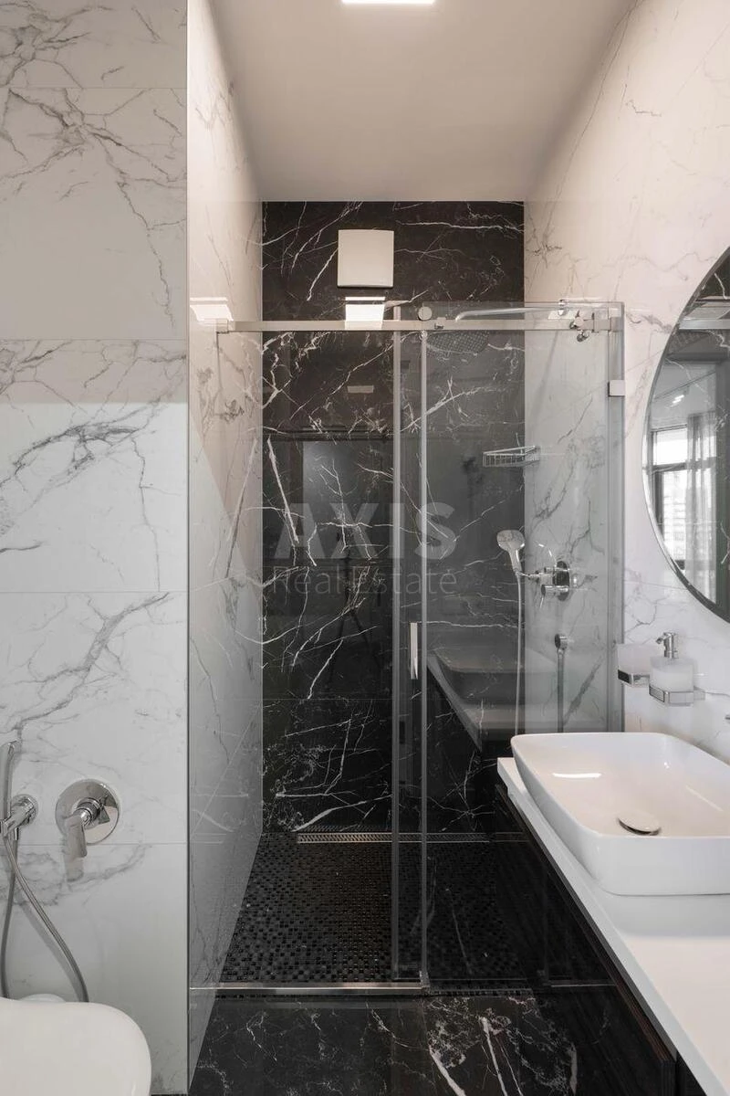 4k apartment vul. Strutyns'kogo Sergija 2589547