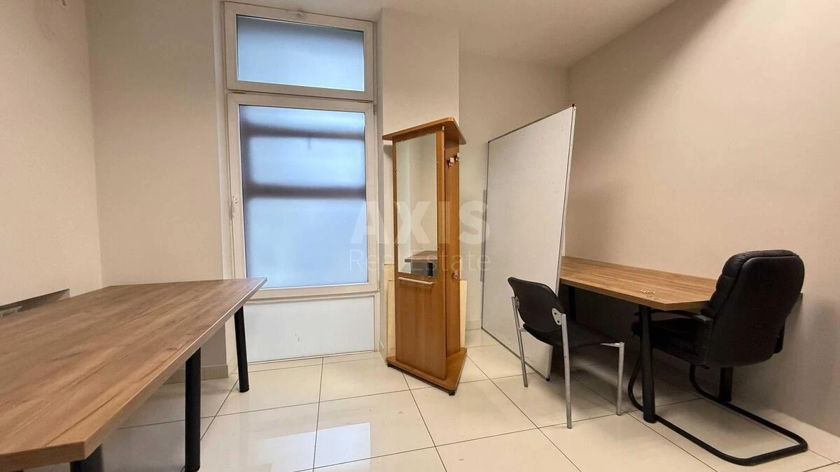 Office vul. Mechnykova 2, 168m2675508