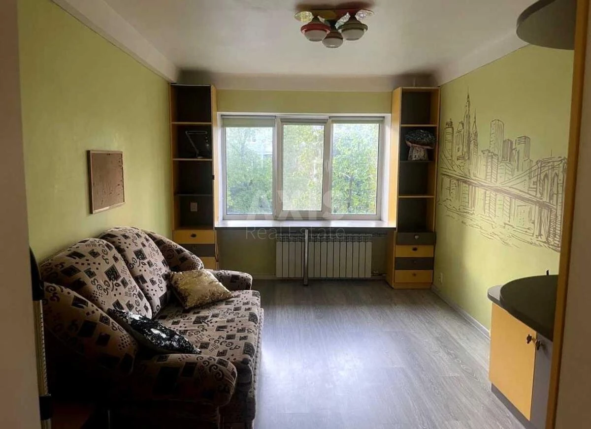 2к квартира ул. Джона Маккейна 42705907