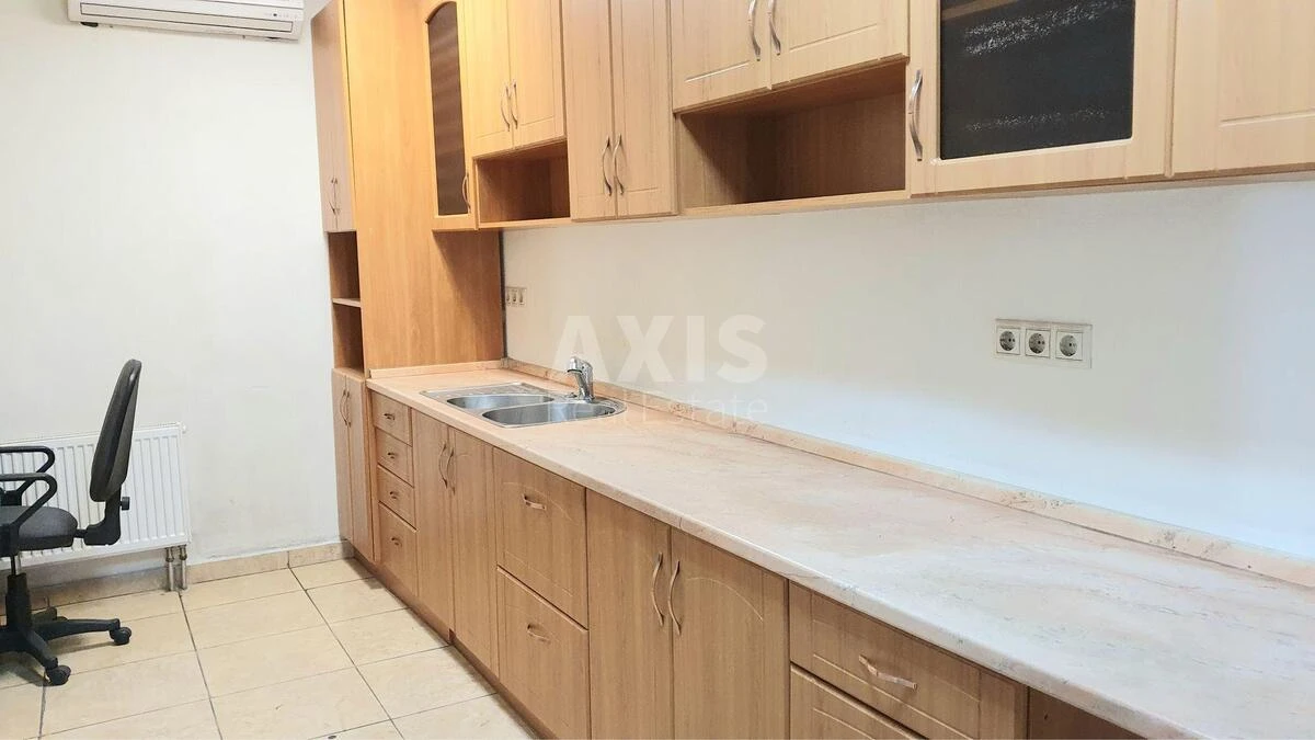 Офис ул. Руденко Ларисы 6А, 204м26568811