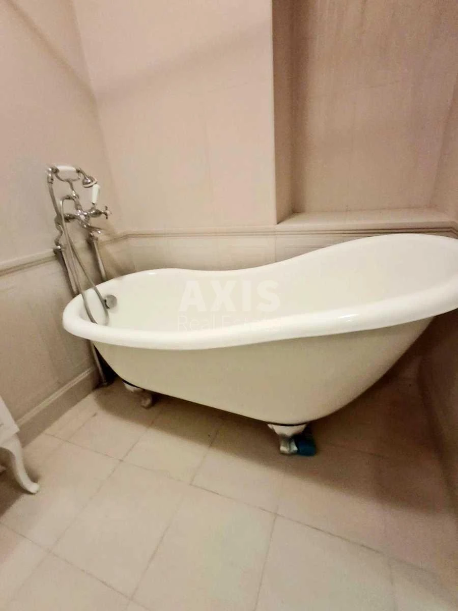 1k apartment vul. Urlivs'ka 36А7054112