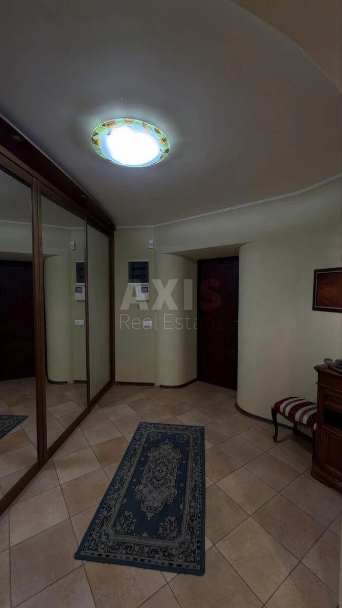 3к квартира ул. Вишняковская 136796816