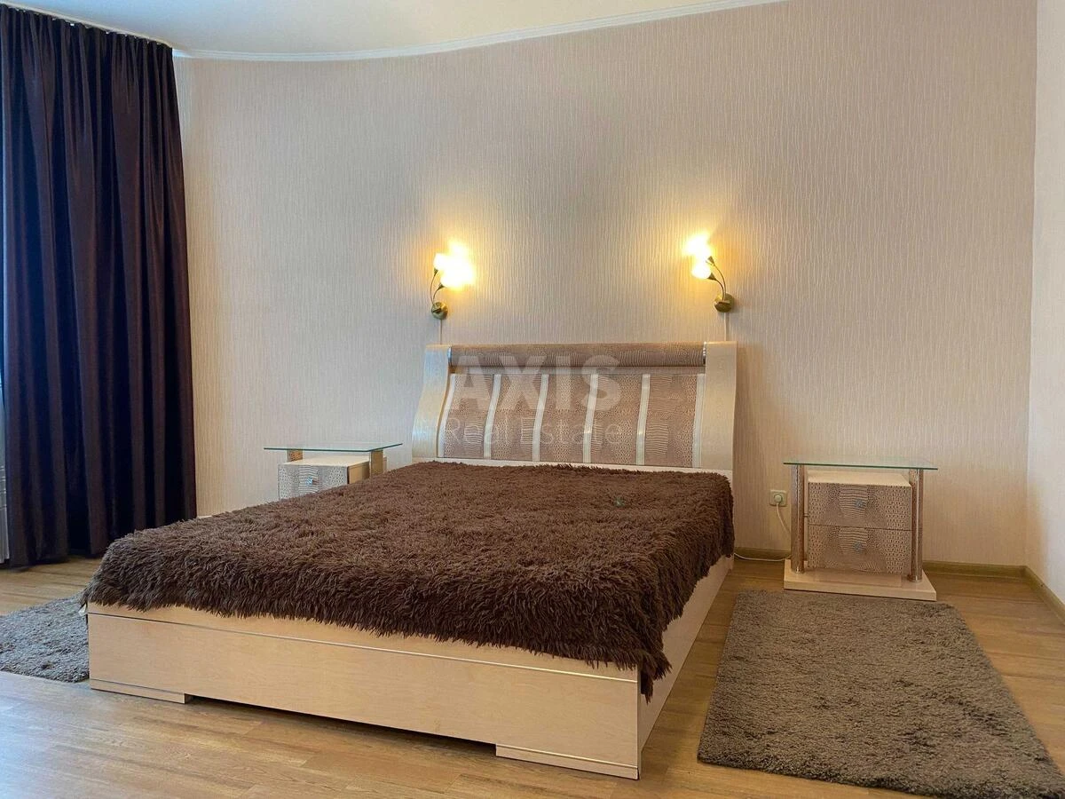 3k apartment vul. Ahmatovoi' Anny 13709798