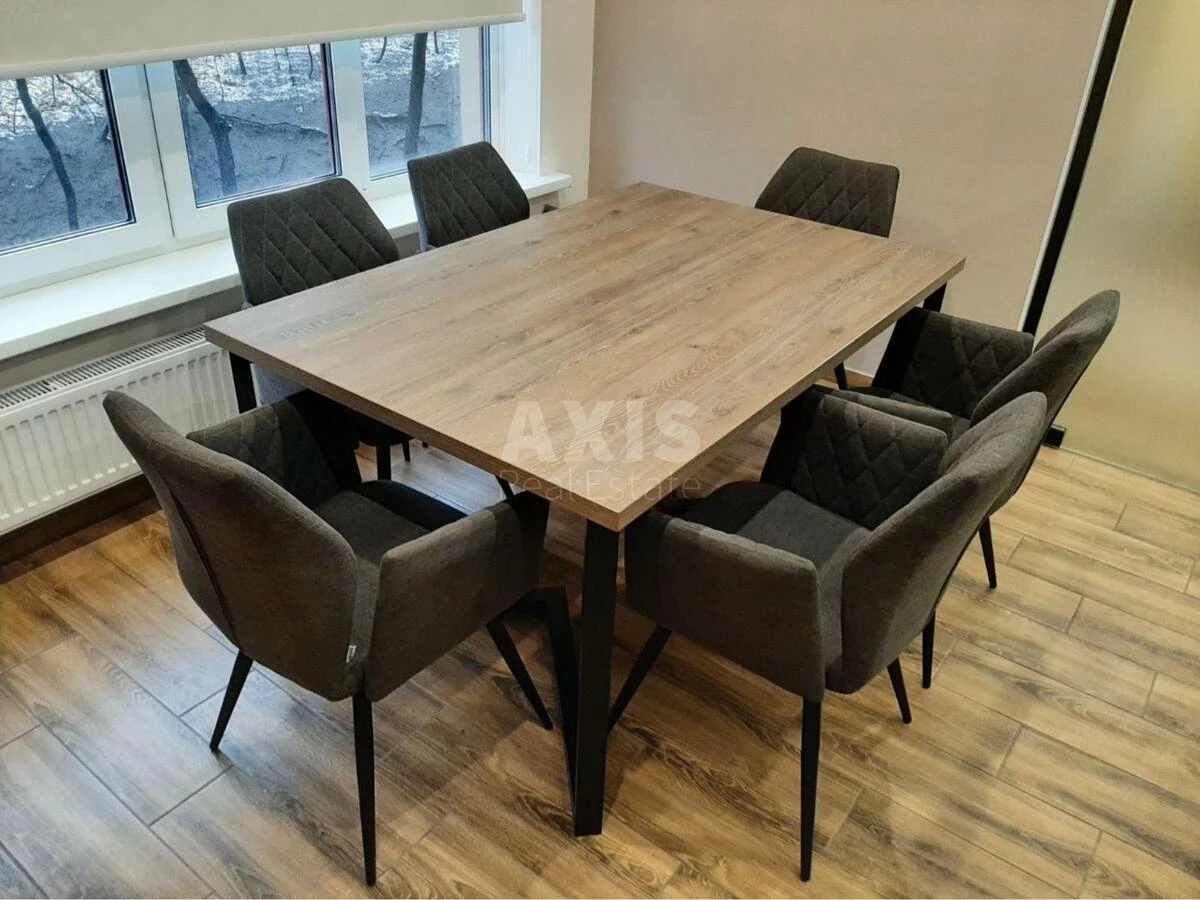Office vul. Jevgena Konoval'cja 36Е, 65m2708972