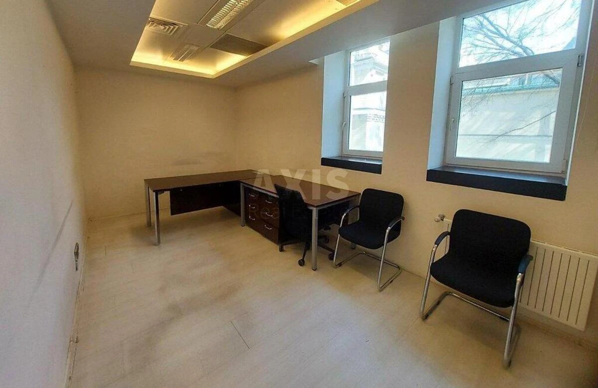 Office vul. Vozdvyzhens'ka 56, 400m2650777