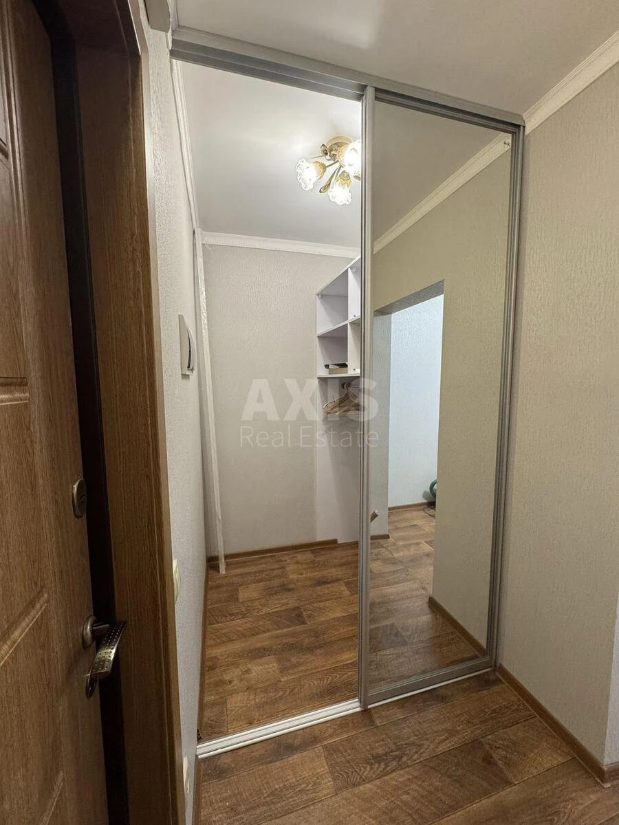 1к квартира ул. Коноплянская 22Б695628