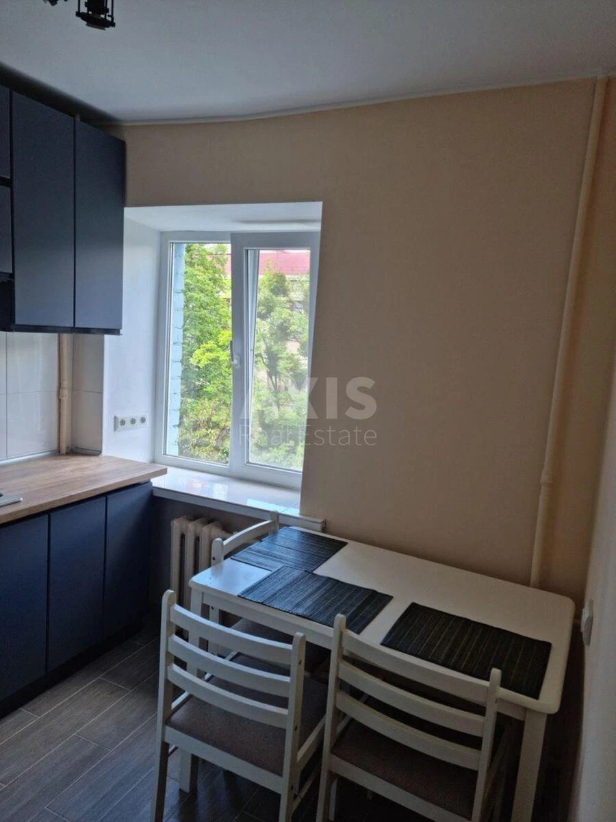 2к квартира ул. Телиги Елены 37В648330