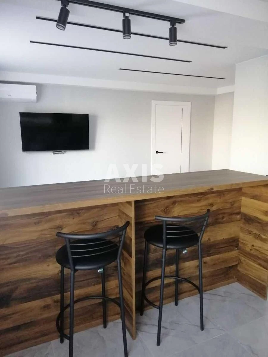 2k apartment pr-t Obolons'kyj Sixteen A672703
