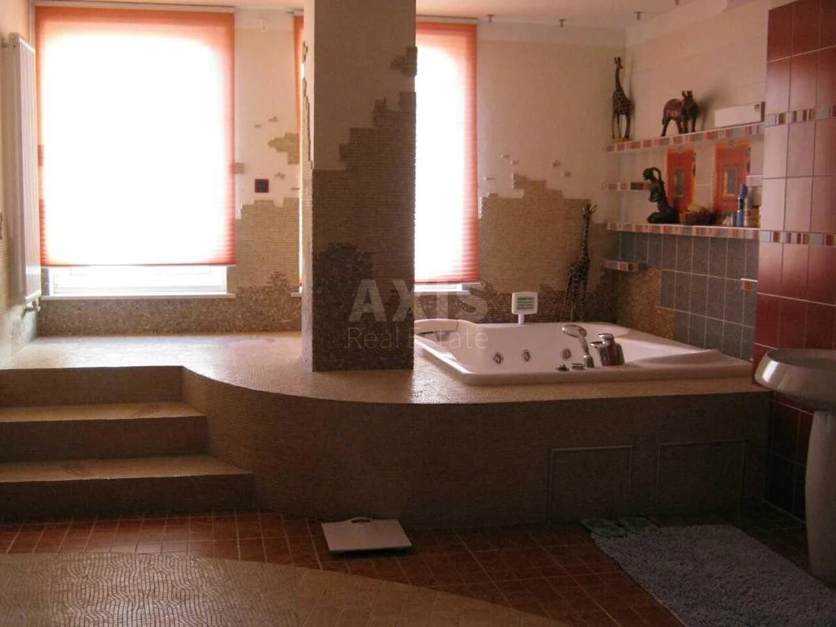 5k apartment vul. Derevljans'ka 10667970